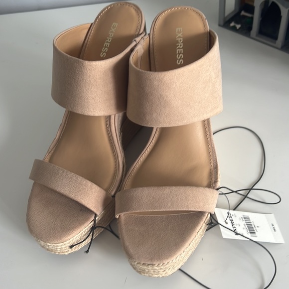 Wedges - Picture 3 of 4